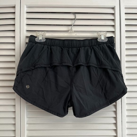 Lululemon shorts Black size 4 rare - Picture 2 of 5